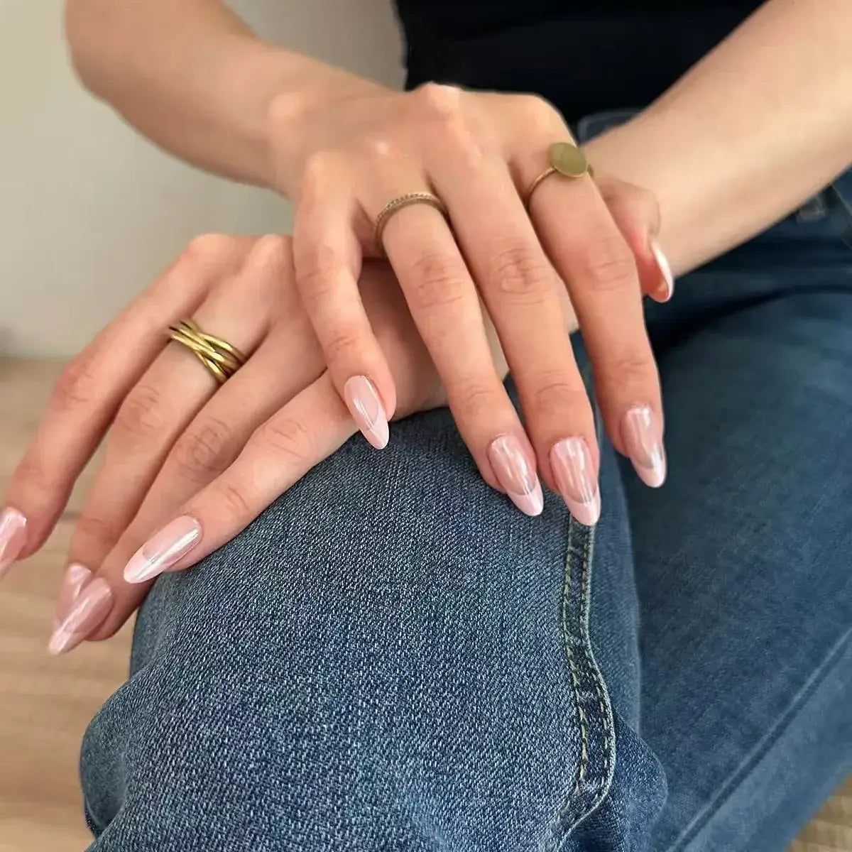 Rosé Chrome almond press-on nails
