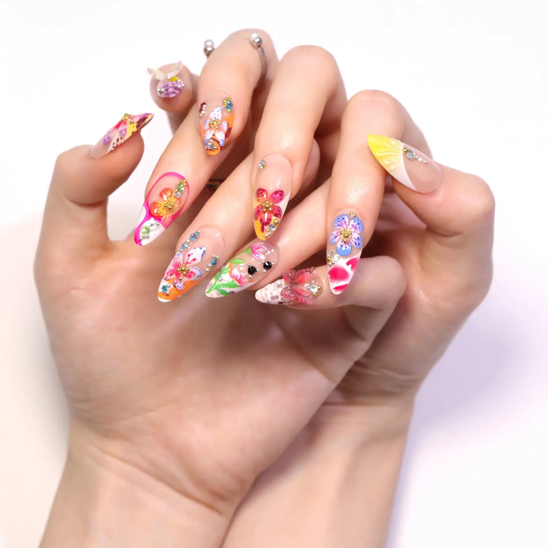 Bloom Escape almond press-on nails